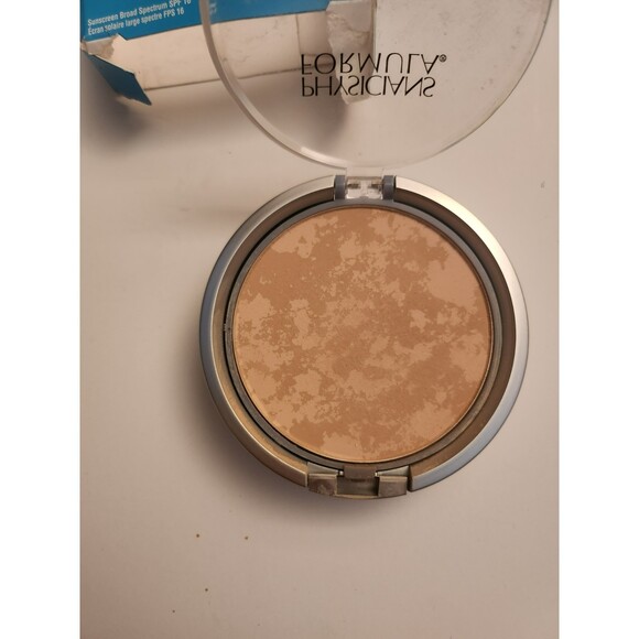NEW physicians formula Mineral Wear pressed powder B43 - Picture 2 of 2